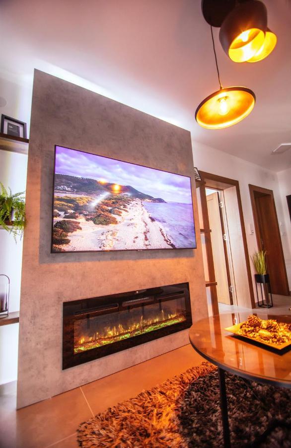 Royal Luxury Apartment Vrsac Eksteriør billede