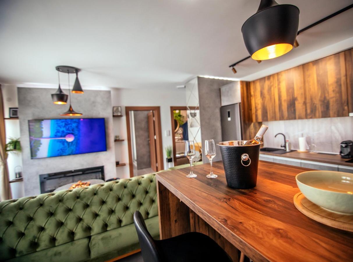 Royal Luxury Apartment Vrsac Eksteriør billede