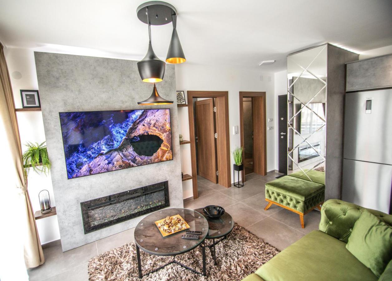 Royal Luxury Apartment Vrsac Eksteriør billede