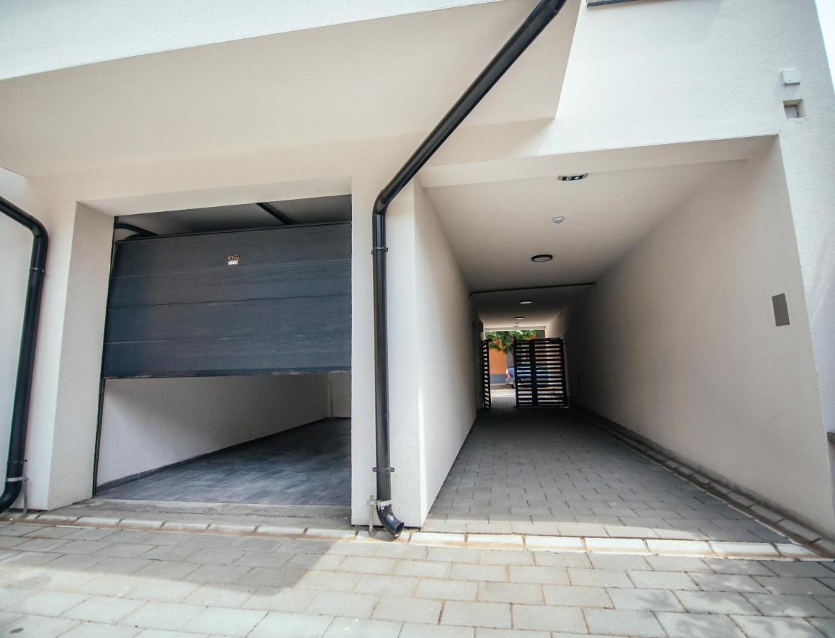 Royal Luxury Apartment Vrsac Eksteriør billede